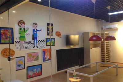 開心芝麻樹少兒美術